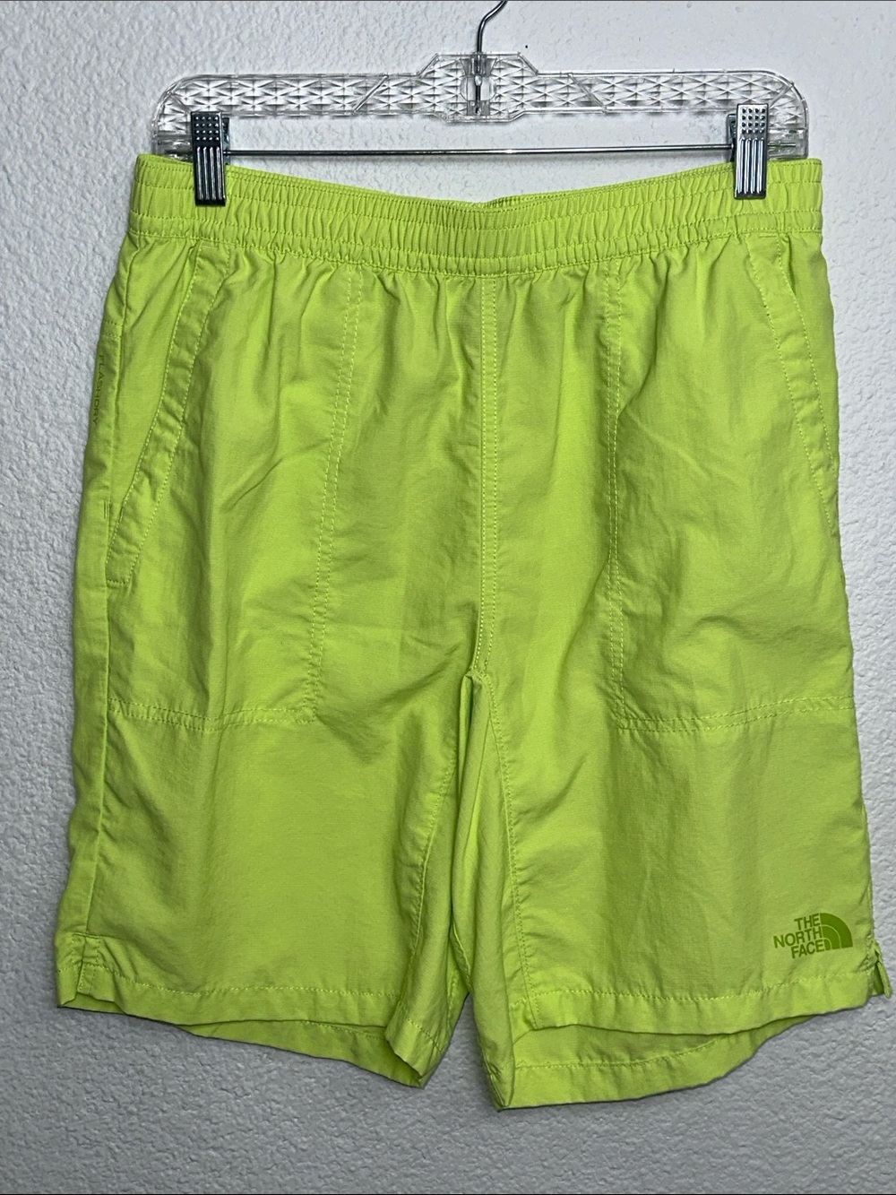 The North Face Nylon Shorts Pull On Men’s Size Small